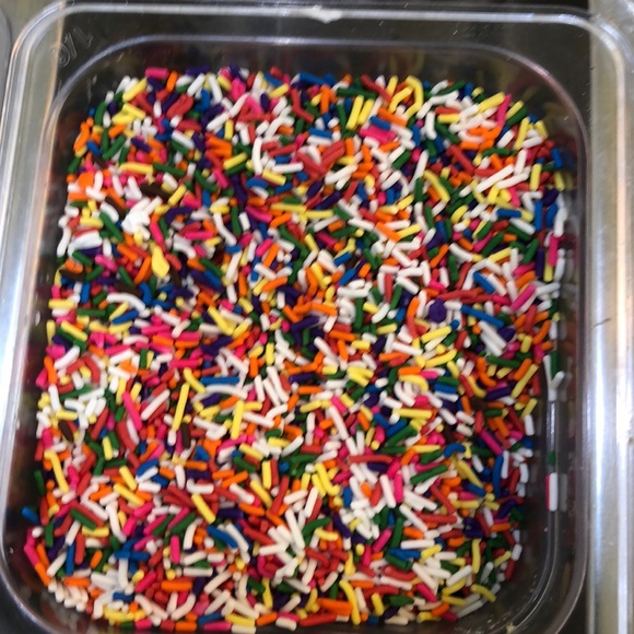 Meet your Posher, Laur - Picture 1 of 1